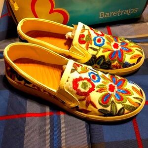 Baretraps Slip on Ladies Shoes - Beach Style